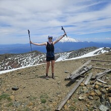 Lea Mulligan - Mt Eddy via Sisson-Callahan National Recreation Trail (CA)