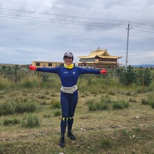 Catherine Y. Sun, Eric Y. Xin - Around Qinghai Lake (China)