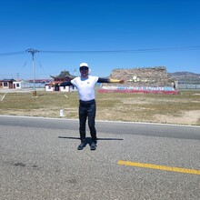 Catherine Y. Sun, Eric Y. Xin - Around Qinghai Lake (China)