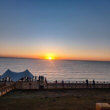 Catherine Y. Sun, Eric Y. Xin - Around Qinghai Lake (China)