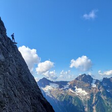 Greg Luesink, Ihor Verys - Slesse Mountain (SW Face) (BC, Canada)