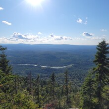 Philip Bernier, Mirella Brouillard - Boucle du Mont SugarLoaf (QC, Canada)