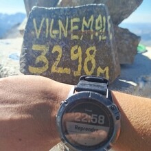 Charline Bancon - Montée au Vignemale depuis le barrage d'Ossoue (France)