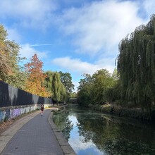 Carina Mackinger, Christoph Mackinger - Regent's Canal (UK)