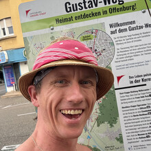 Daniel Hernes - Gustav Weg