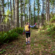 Megan Lacey, Christof Teuscher - Corvallis-to-Sea-Trail (OR)