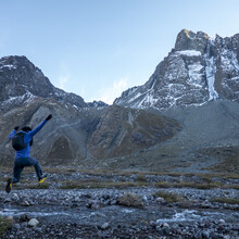 Chris Madrid, Felipe Tapia Nordenflycht - Cerro Arenas