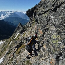Lukas Mann, Jan Dierckx - Cheam Range Traverse (BC, Canada)