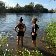 Rose Blackie, Lauren Gregory - Shakespeare Avon Way (UK)