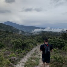 Thomas Eydoux, Paul Thorineau - GR® DE PAYS TOUR DES DENTELLES DE MONTMIRAIL (France)
