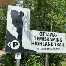 Chantal Demers, Jamieson Hatt - Ottawa-Temiskaming Highland Trail (ON, Canada)