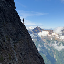 Lukas Mann, Leandro Gerbrand - Slesse Mountain (SW Face)