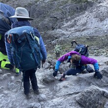 Lindsey Churchill (aka Bell), Kelly Saunders, Dagne Taylor, Stuart Holmes, Joseph Mrope, Gaudence Lekule, Victor Oisso, Razack Buu - Kilimanjaro (Tanzania)