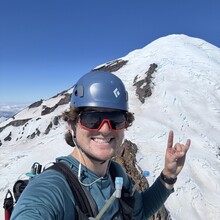 Daniil Oxyuk - Little Tahoma Peak (WA)