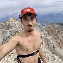 Adrien Sapina - Mount Niblock-Whyte Traverse (AB, Canada)