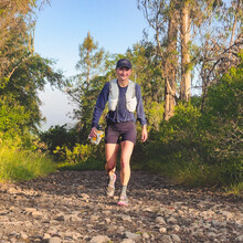 Liam Lonsdale, Elizabeth Mills - East Bay Skyline National Recreation Trail (CA)