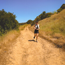 Liam Lonsdale, Elizabeth Mills - East Bay Skyline National Recreation Trail (CA)