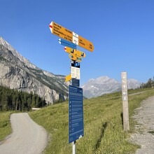 Liz Derstine - Via Alpina (Switzerland)