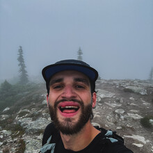 Lukas Mann - Lindeman Greendrop Flora Lakes Loop (BC, Canada)