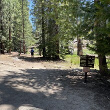 Jessica Wicks, Matt Velinder - John Muir Trail via Whitney Portal (CA)