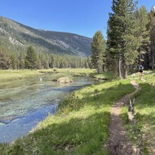 Jessica Wicks, Matt Velinder - John Muir Trail via Whitney Portal (CA)