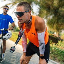 Evren Ozka - Fastest crossing of Bahrain