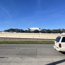 Robert Ponville - Around Houston 610 Loop