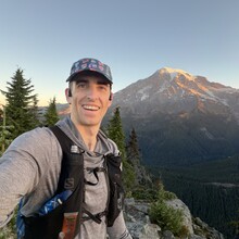 Wesley Verne - Tatoosh Traverse (WA)