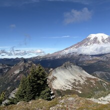 Wesley Verne - Tatoosh Traverse (WA)