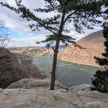 Lauren Cramer, Shelby Moleskie - MD/WV Triple Crown (Loudoun Heights, Maryland Heights, Weverton Cliffs)