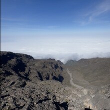 Lindsey Churchill (aka Bell), Kelly Saunders, Dagne Taylor, Stuart Holmes, Joseph Mrope, Gaudence Lekule, Victor Oisso, Razack Buu - Kilimanjaro (Tanzania)